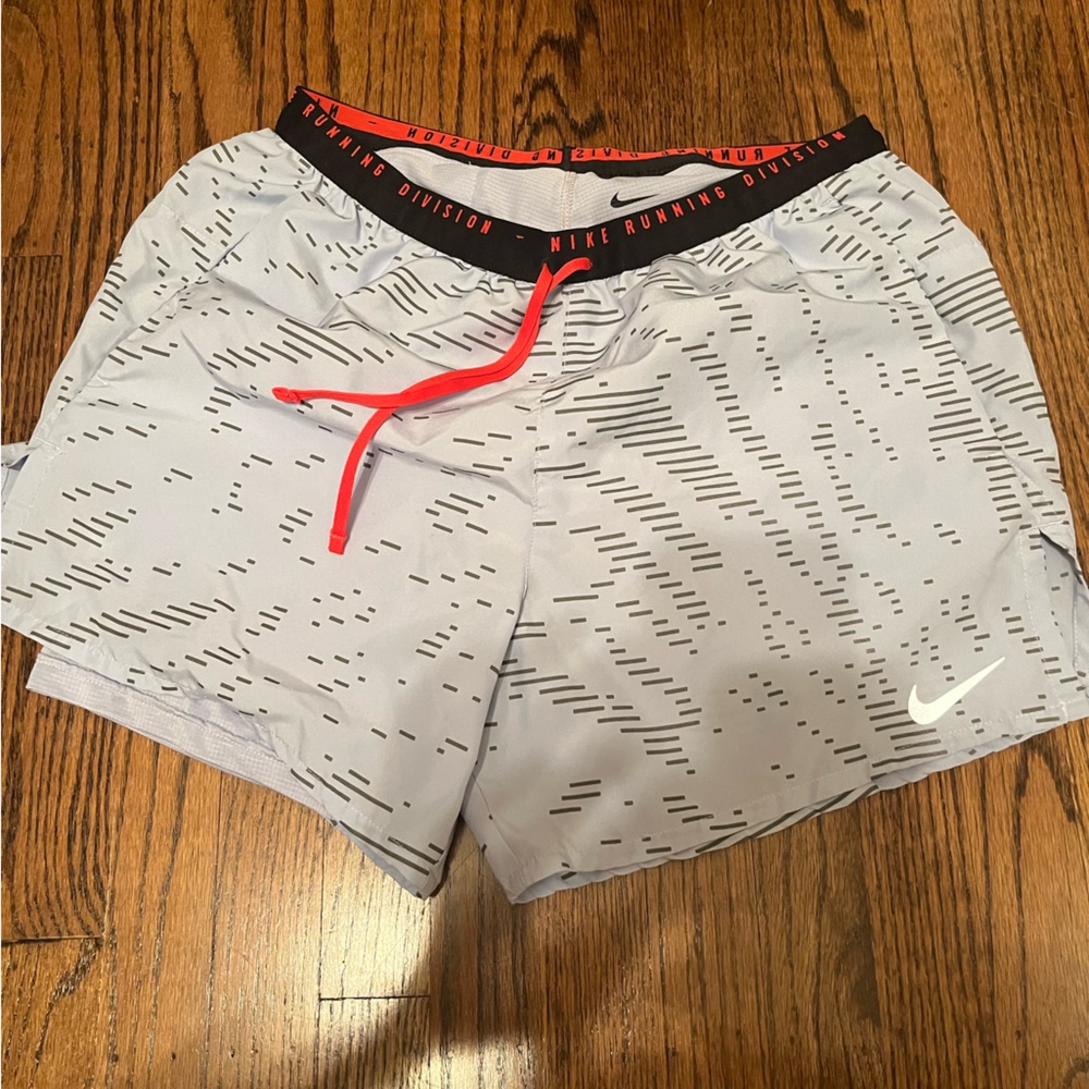 Nike yoga shorts, light purple size medium men’s